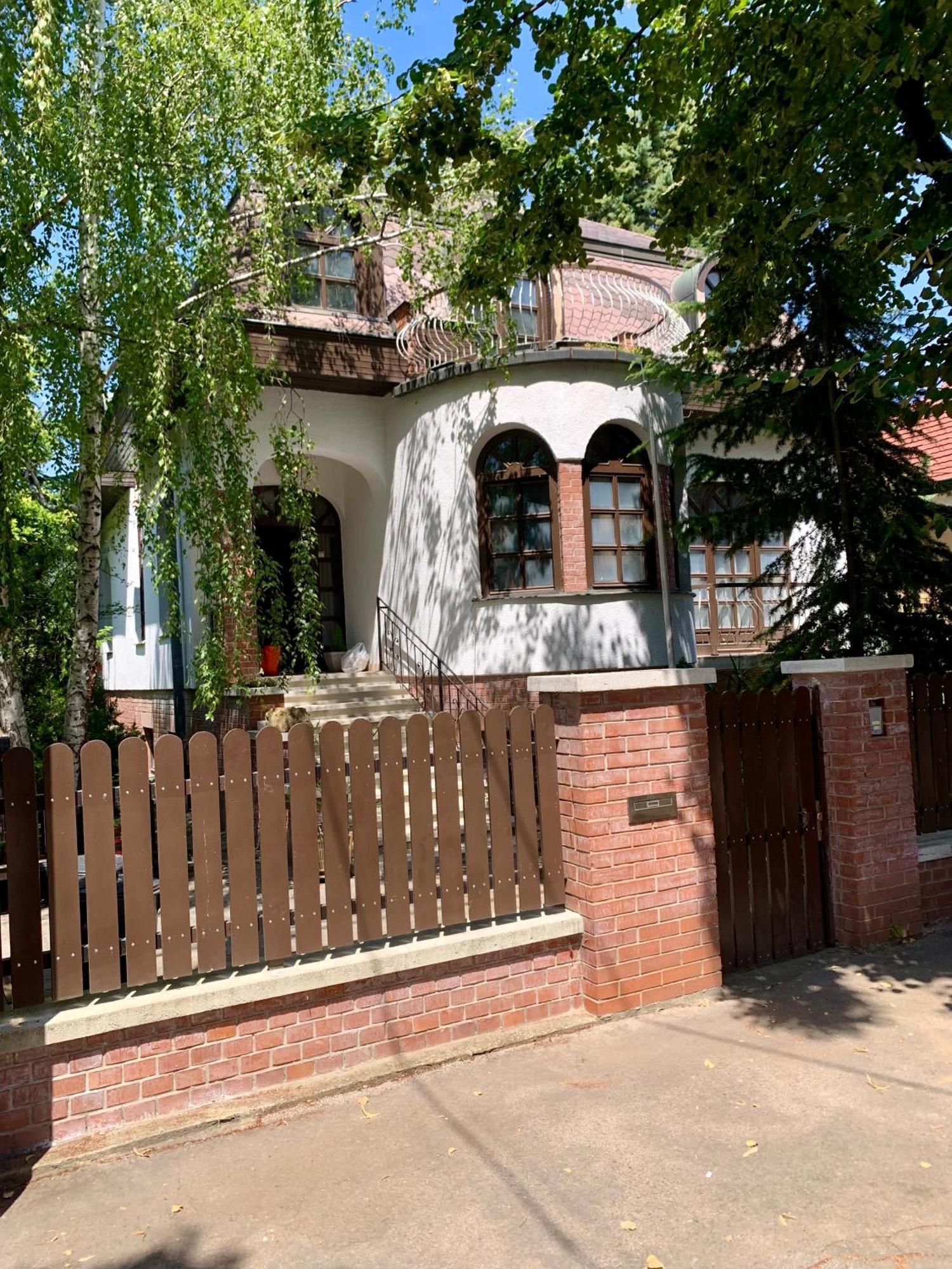 Villa Butterfly Budapesta Exterior foto